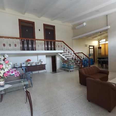 Residencia Marfel 호텔 따끌로반 외부 사진