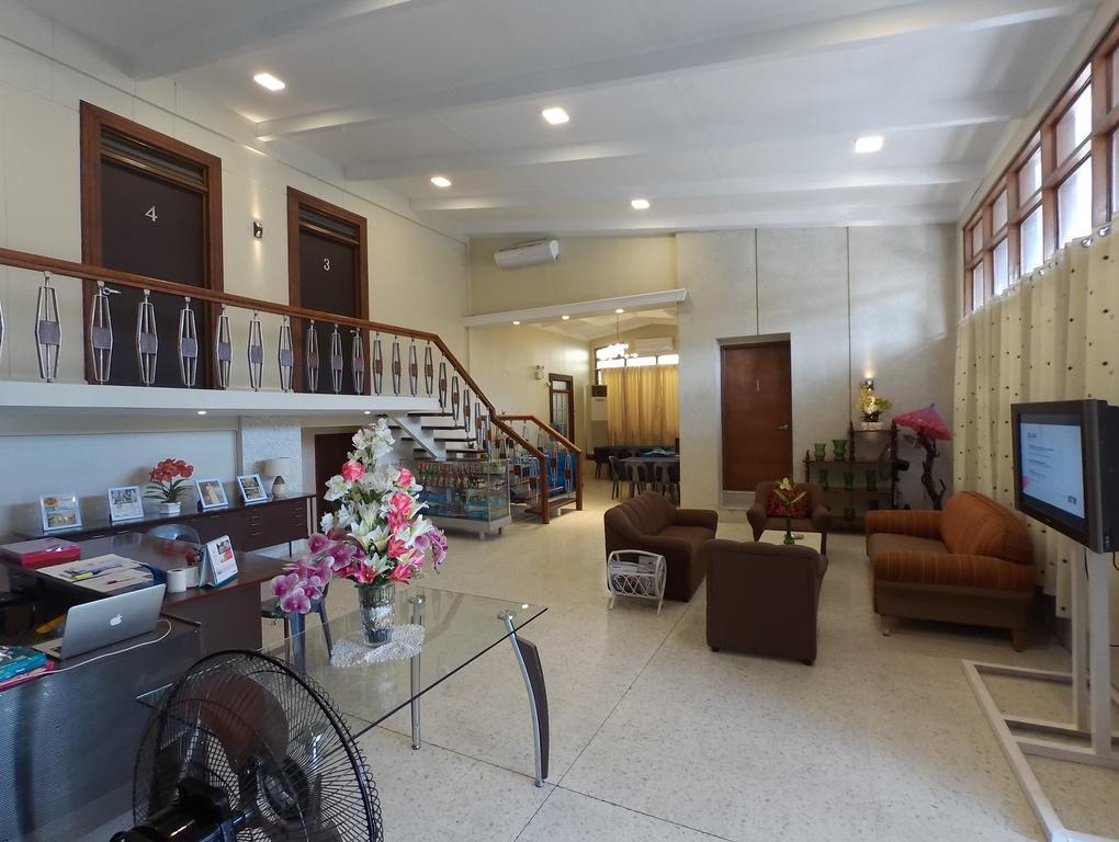 Residencia Marfel 호텔 따끌로반 외부 사진